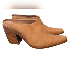 Jeffrey Campbell Hold ‘Em Western Inspired Tan Mules Size 7